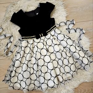 NWOT,  nice Christmas Dress,  3T